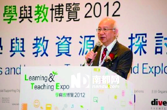 <p>    政府資訊科技總監賴錫璋在2012香港學與教博覽談政府網絡對教育的支持。</p>